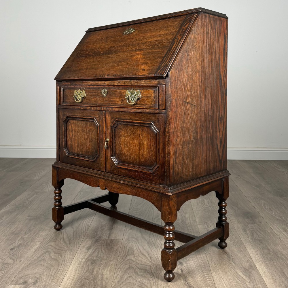  Antique 20th Century Bureau In Oak 
 View V