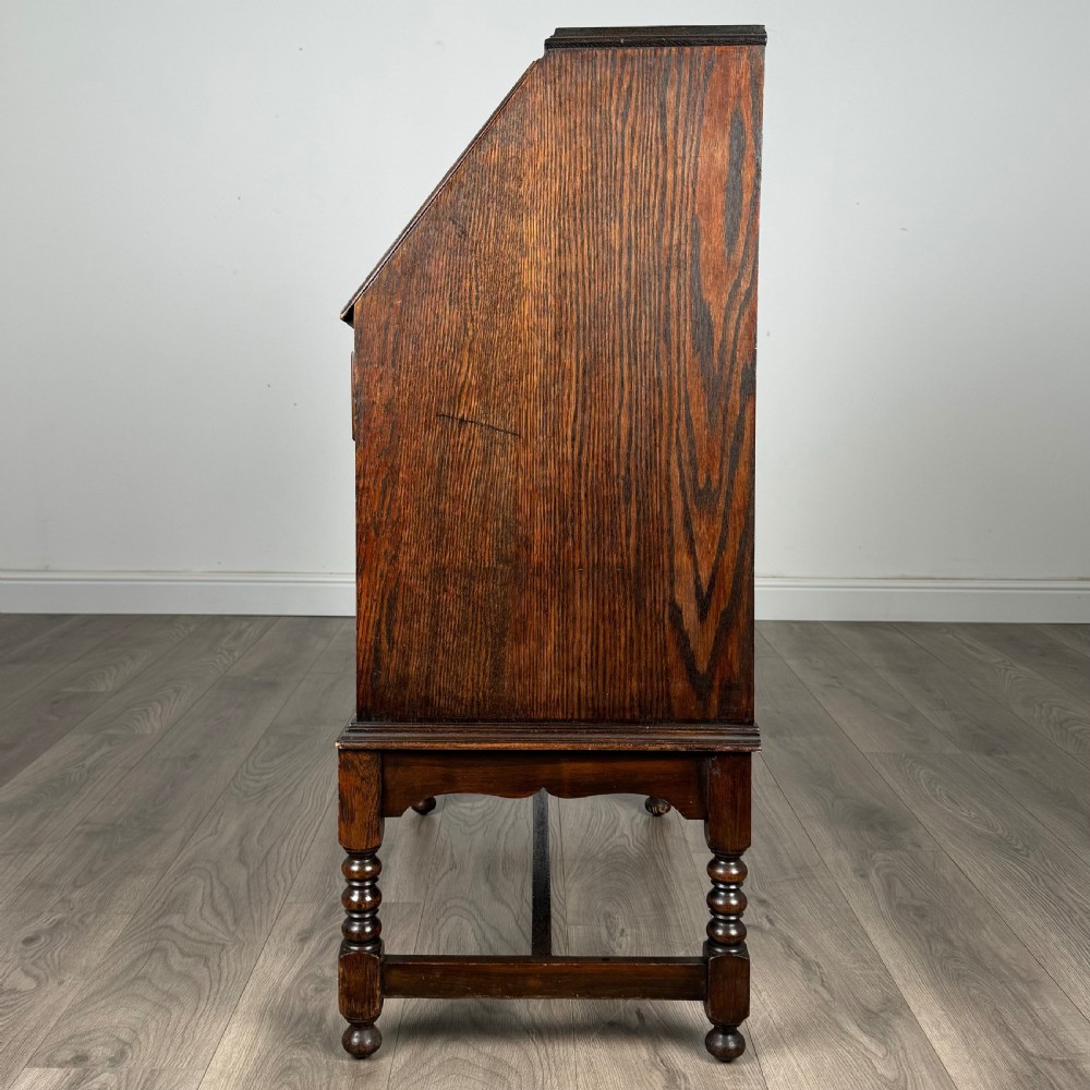  Antique 20th Century Bureau In Oak 
 View VI