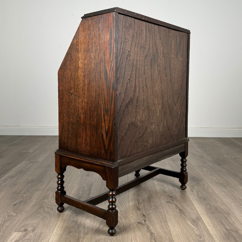  Antique 20th Century Bureau In Oak 
 View VII