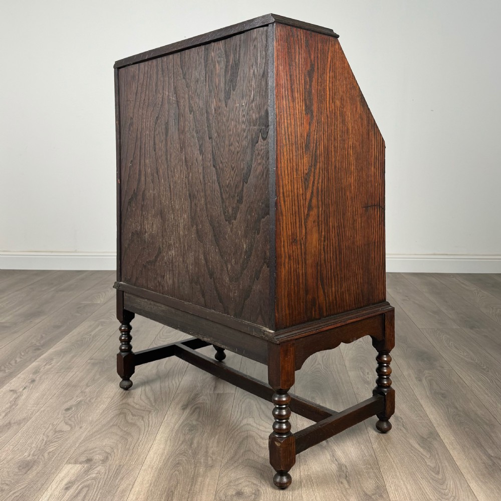  Antique 20th Century Bureau In Oak 
 View IX