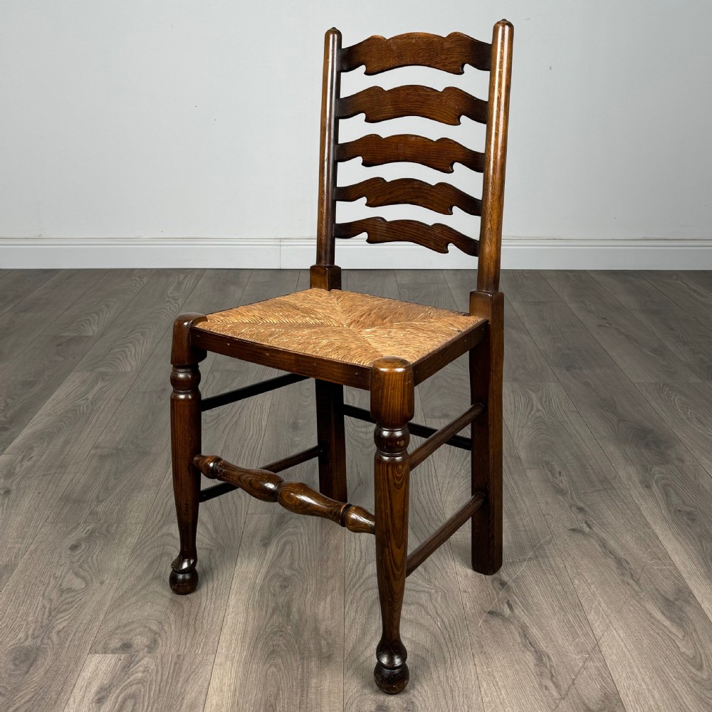Antique 20th Century Set Of 6 Ladder Back Dining Chairs In Oak 
 View III