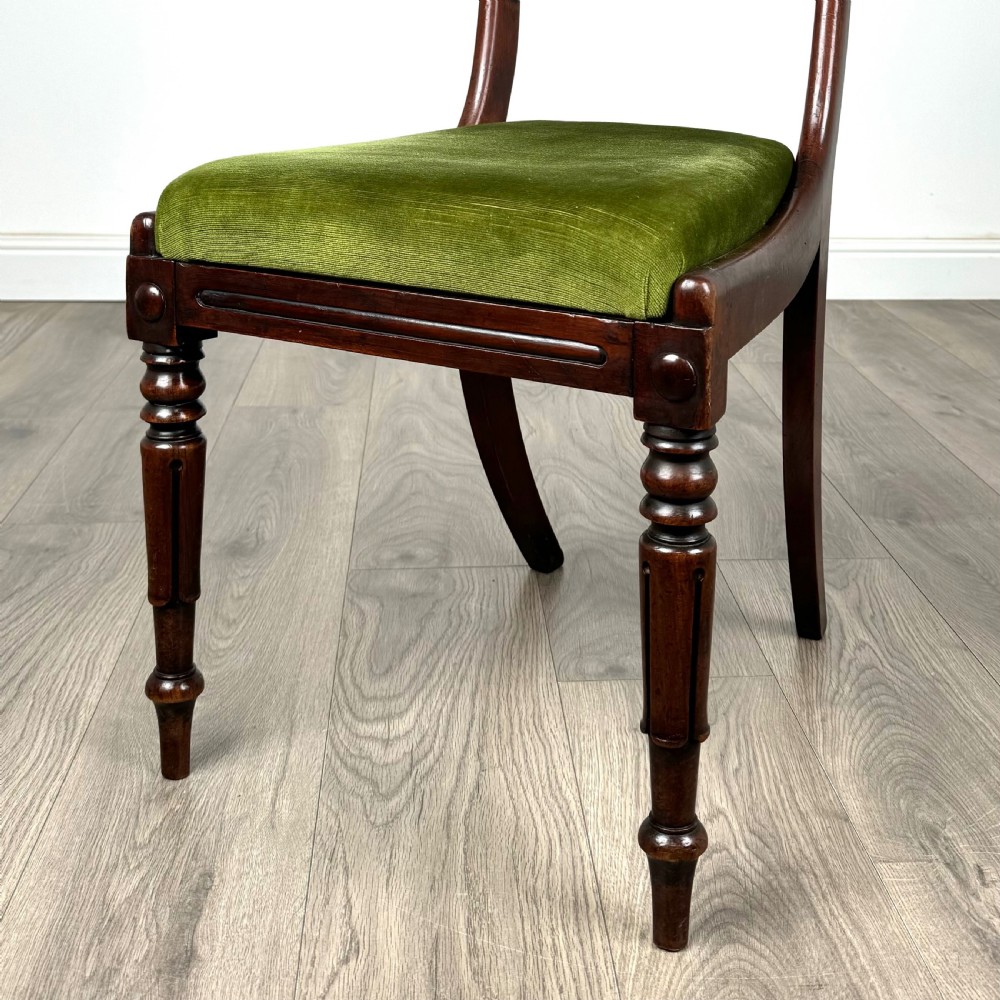 Antique 18th Century Set Of 6 Dining Chair’s In Mahogany 
 View VI