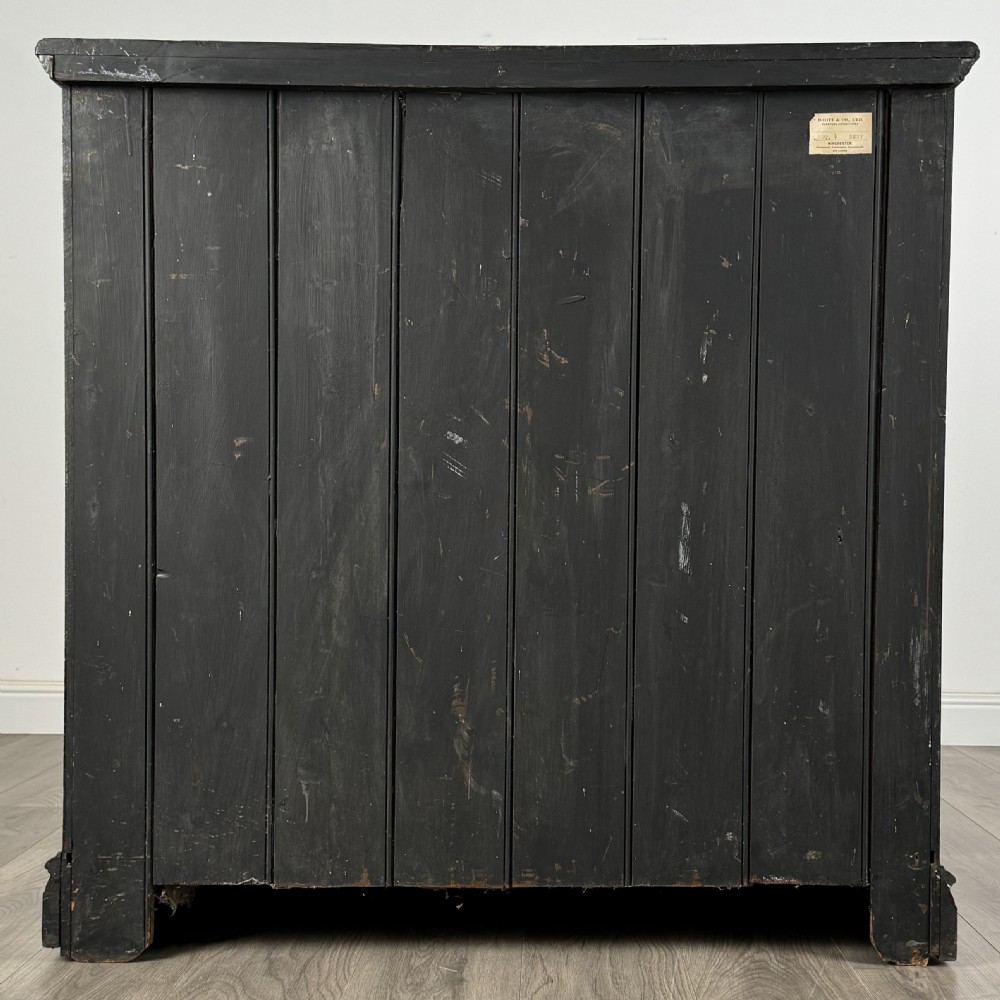  Antique 20th Century Chest Of Drawers In Walnut 
 View II