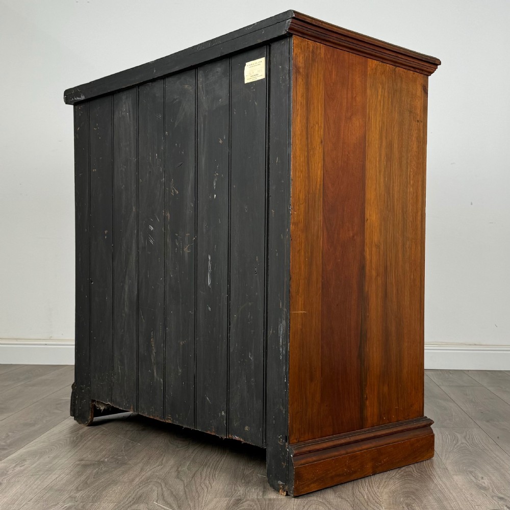  Antique 20th Century Chest Of Drawers In Walnut 
 View VI
