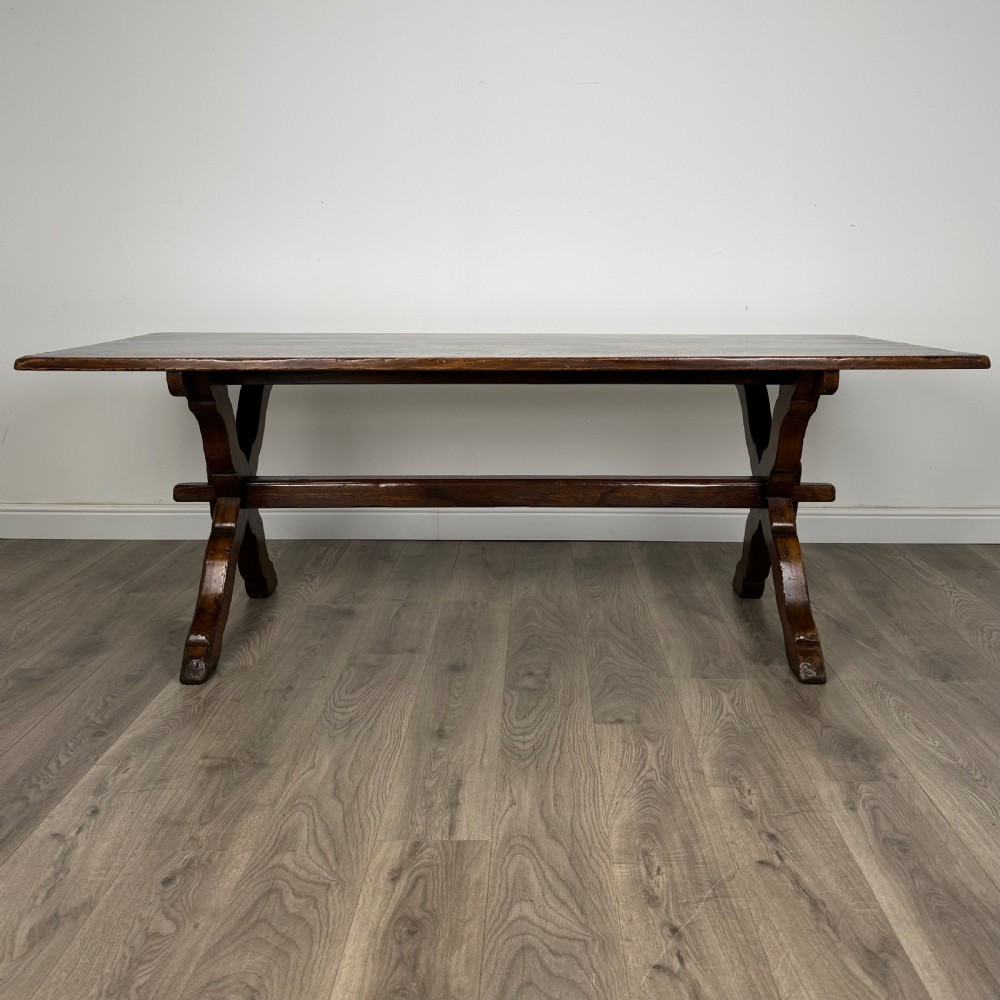 Antique 20th Century Refractory Style Dining Table In Solid Oak 
 View II