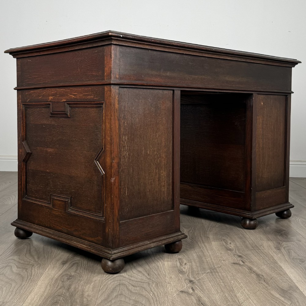 Antique Late 19th Century Jacobean Style Pedestal Desk In Oak  View IV