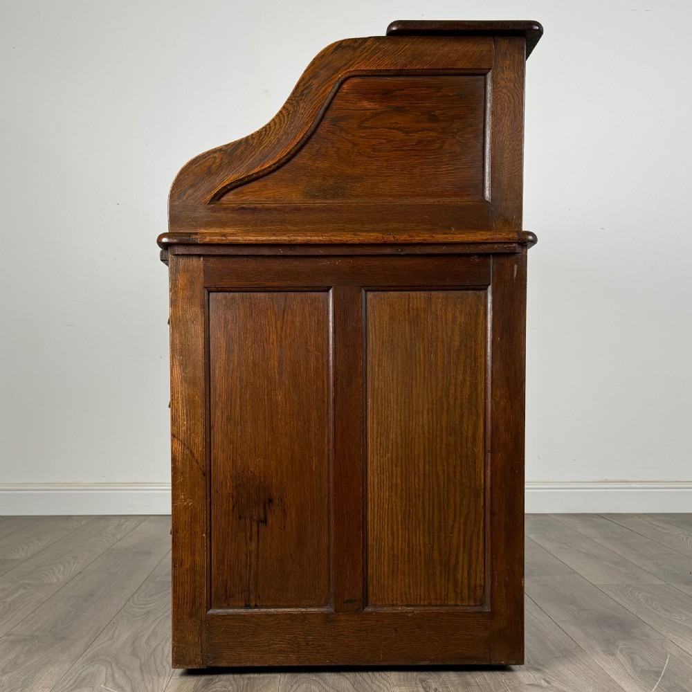 Antique 20th Century Roll Top Desk In Oak View IV
