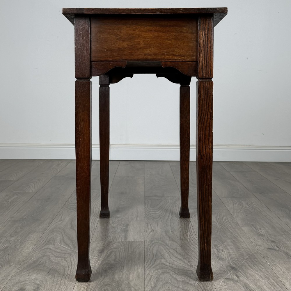  Antique 20th Century Side Table In Oak View VII