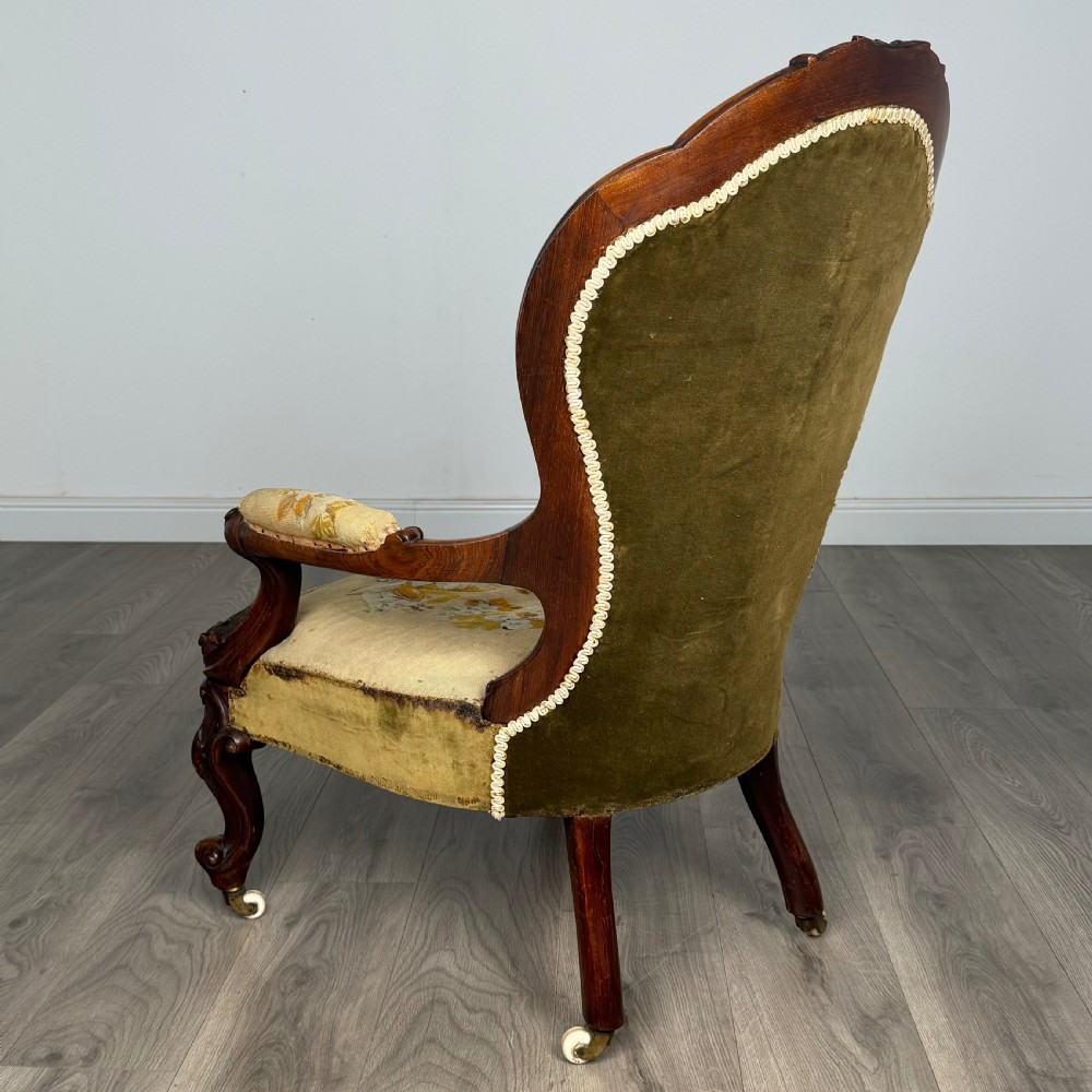 Antique 19th Century Fine Quality Armchair In Walnut 
 View III