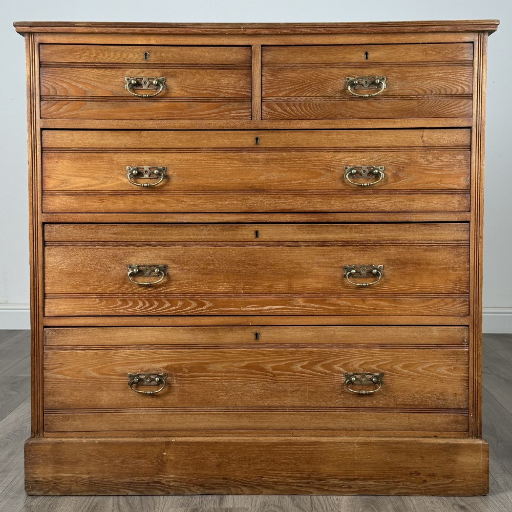 Antique Late 19th Century Chest Of Drawers In Ash 