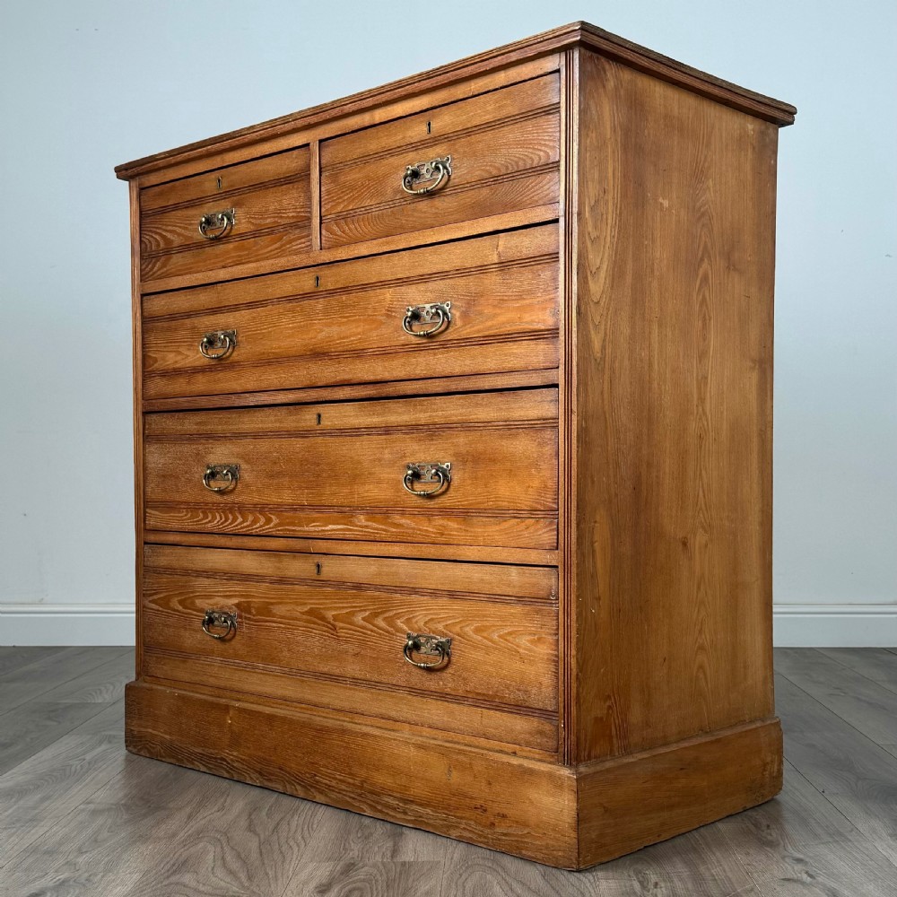 Antique Late 19th Century Chest Of Drawers In Ash  View II