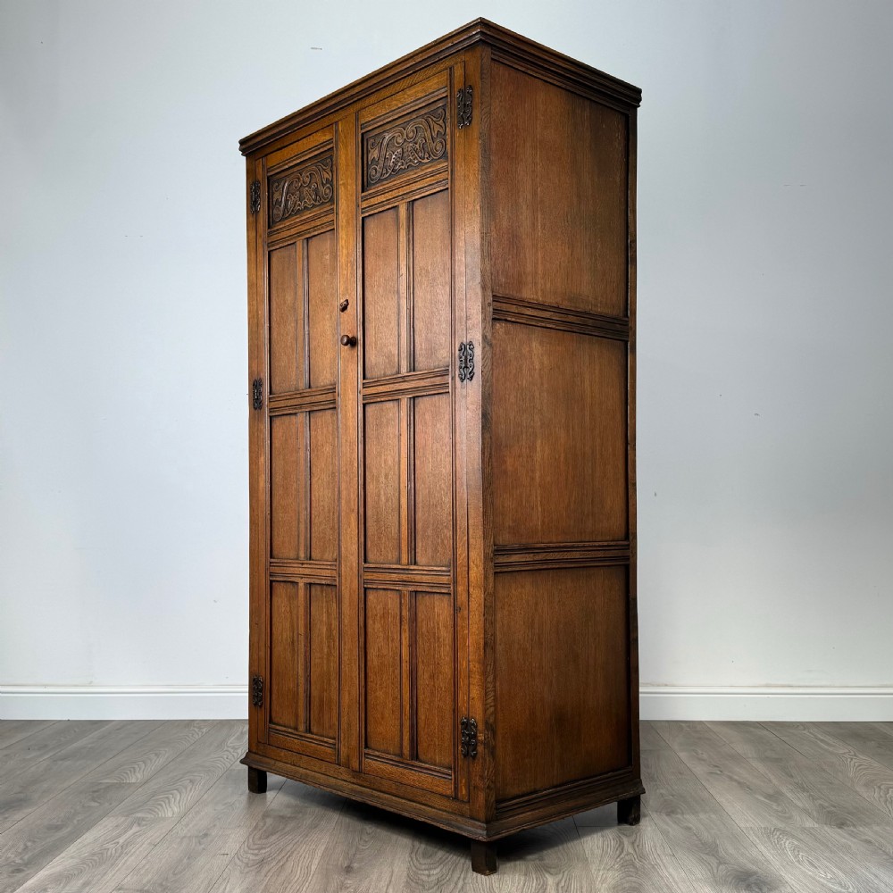  Antique 20th Century Wardrobe In Oak  View III