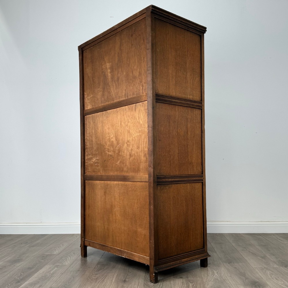  Antique 20th Century Wardrobe In Oak  View VII