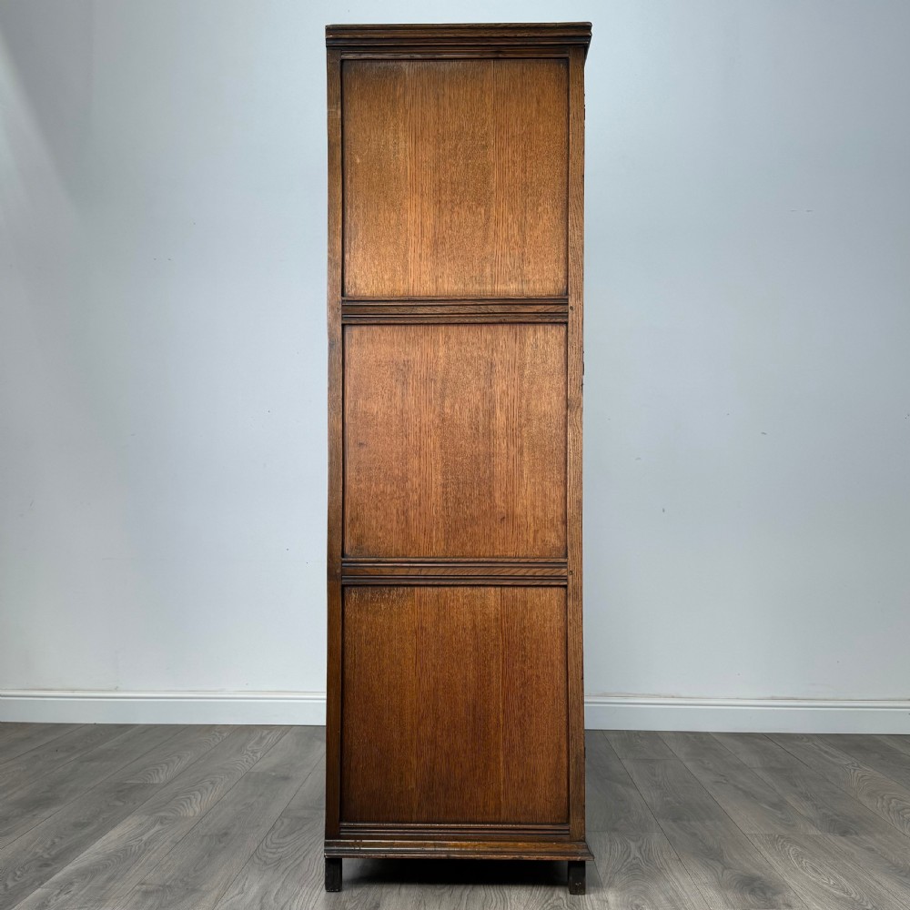  Antique 20th Century Wardrobe In Oak  View VIII
