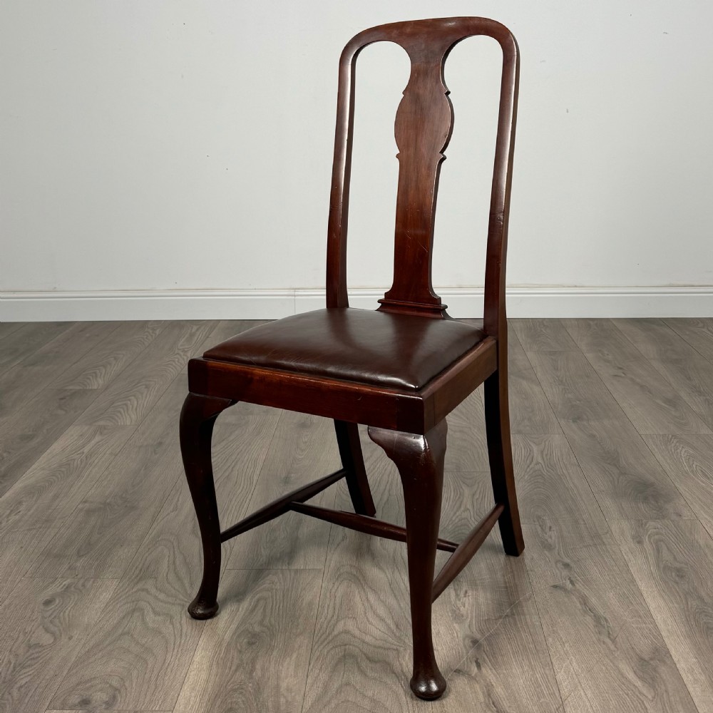 Antique 20th Century Set Of 6 Queen Anne Style Dining Chairs View III
