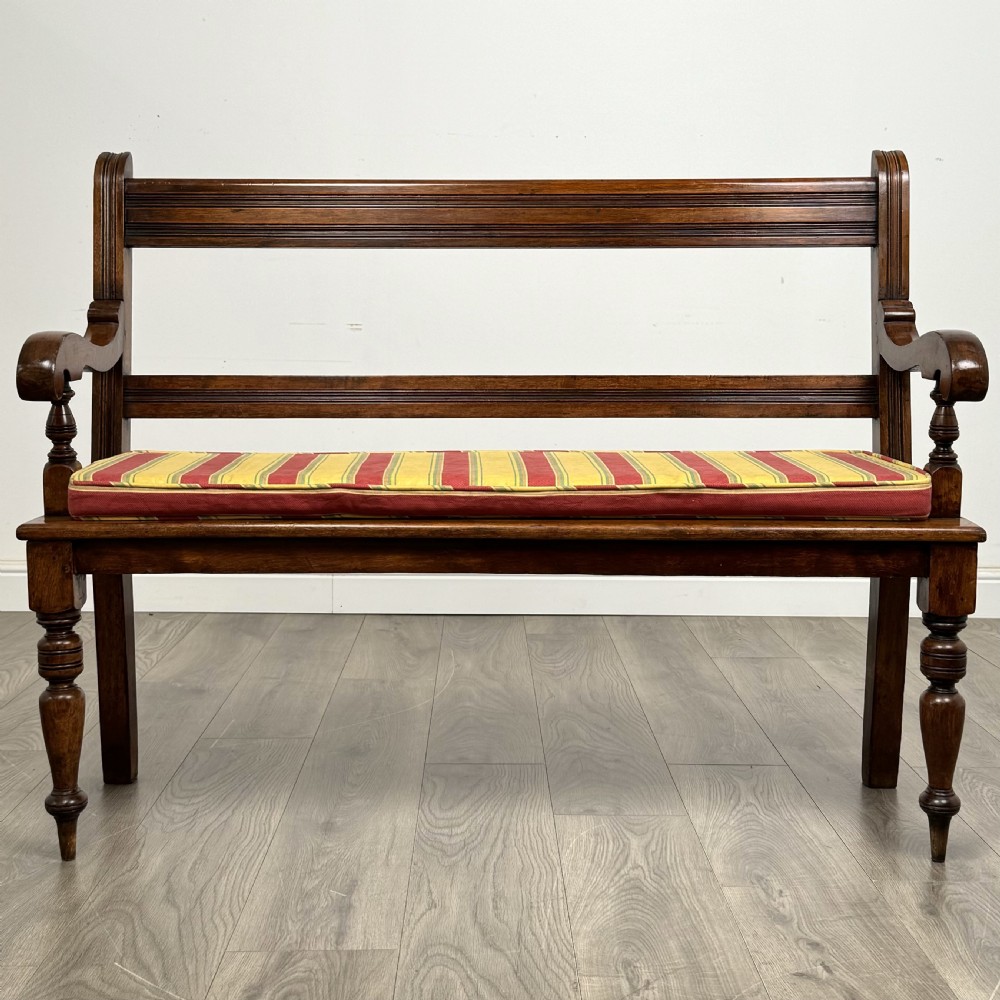  Antique 20th Century Good Quality Hall Bench In Walnut 
