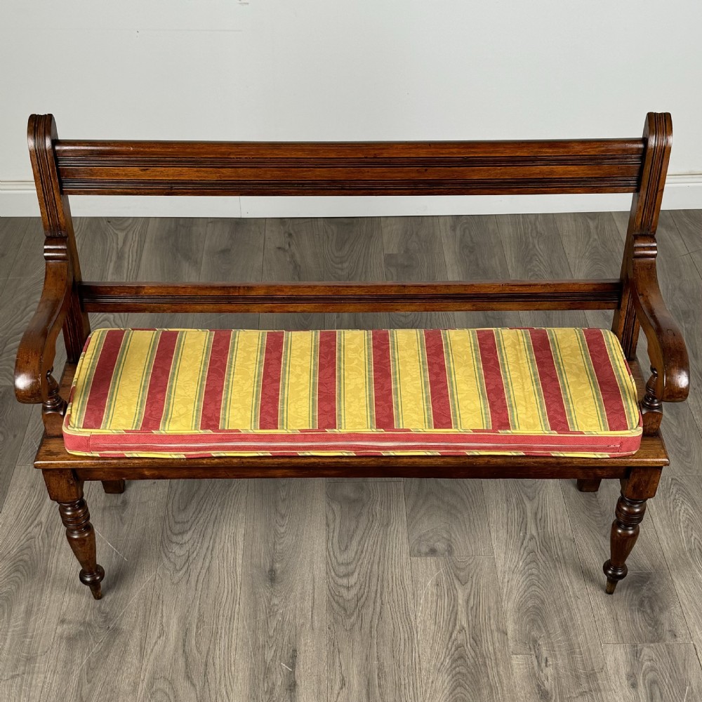  Antique 20th Century Good Quality Hall Bench In Walnut 
 View XXI