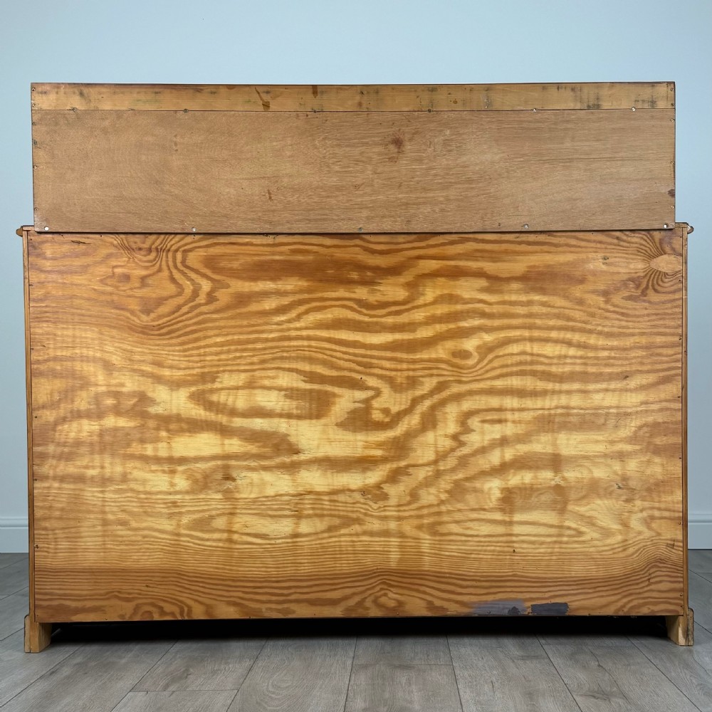 Antique 20th Century Bookcase In Mahogany 
 View III