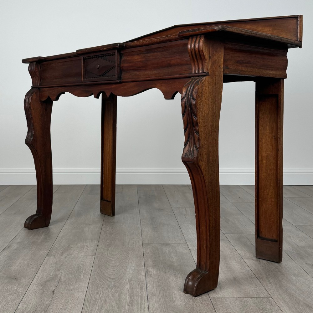  Antique 19th Century Console Table / Side Table In Mahogany
 View II