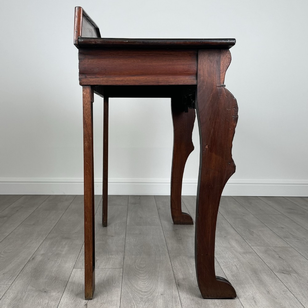  Antique 19th Century Console Table / Side Table In Mahogany
 View VI