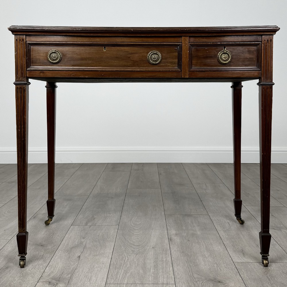 Antique 20th Century Writing Table In Mahogany 