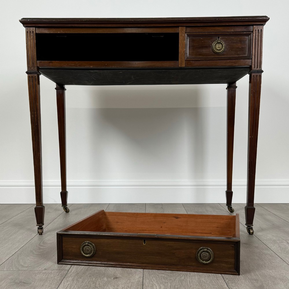 Antique 20th Century Writing Table In Mahogany  View IX