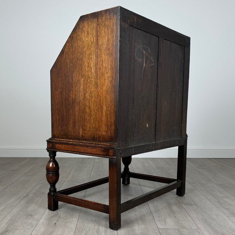 Antique 20th Century Oak Bureau Of Good Quality 
 View V