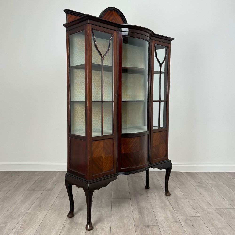 Antique 20th Century Glazed Display Cabinet In Mahogany 
 View VIII