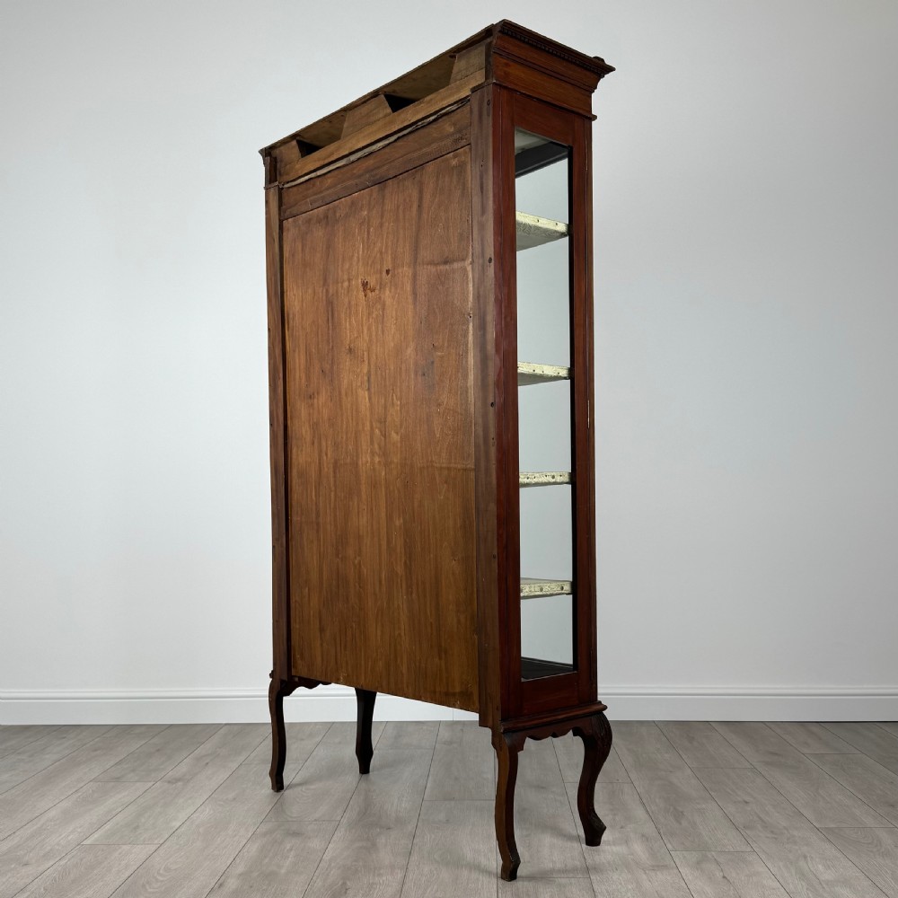 Antique 20th Century Display Cabinet In Mahogany 
 View VIII