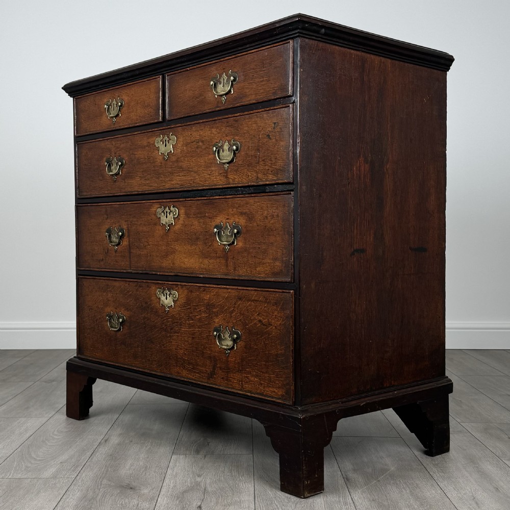  Antique 18th Century Good Quality Oak Chest Of Drawers  View II