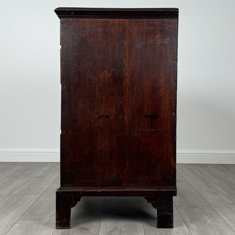  Antique 18th Century Good Quality Oak Chest Of Drawers  View III