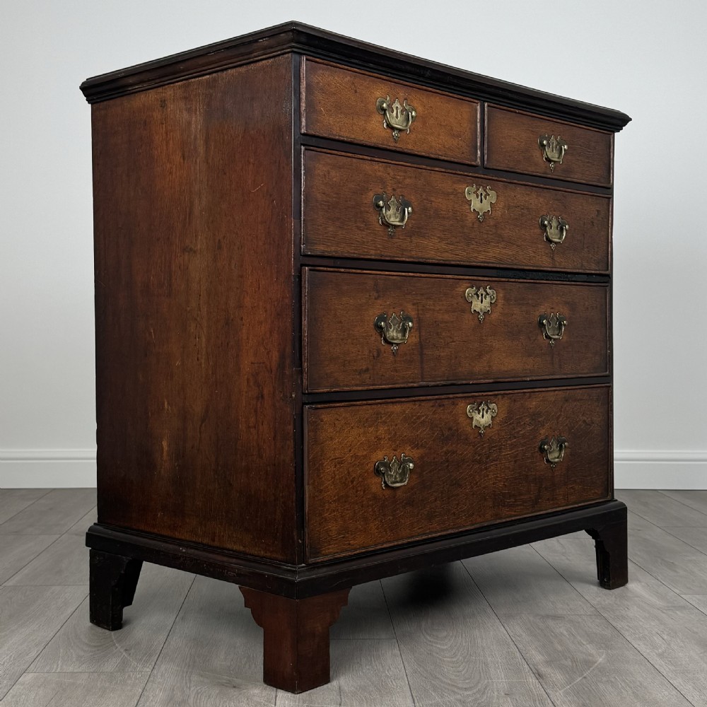  Antique 18th Century Good Quality Oak Chest Of Drawers  View VIII