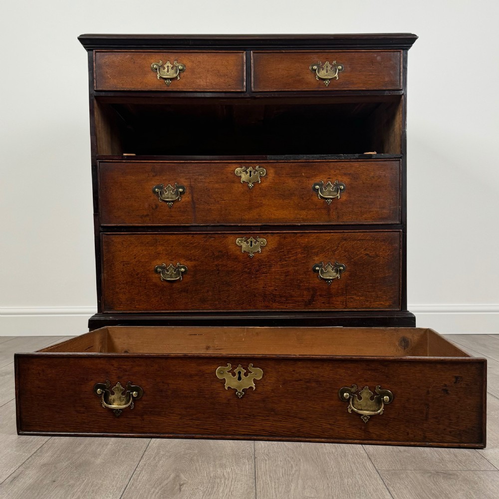  Antique 18th Century Good Quality Oak Chest Of Drawers  View X