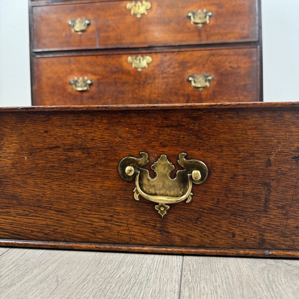  Antique 18th Century Good Quality Oak Chest Of Drawers  View XI