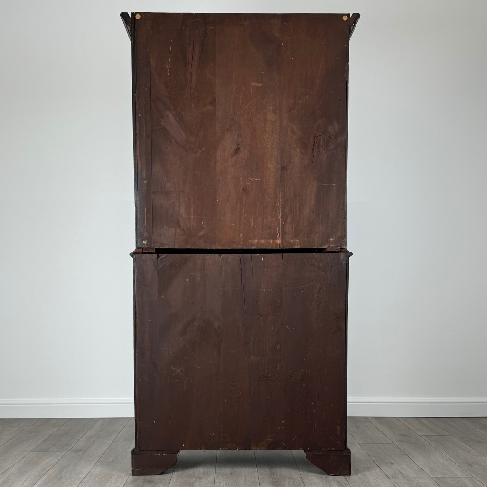 Antique 18th Century Bookcase Of Finest Quality In Mahogany  View VIII
