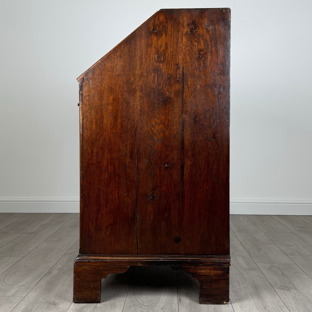 Antique 18th Century Great Quality Bureau In Oak  View IV