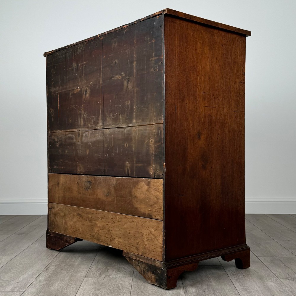 Antique 18th Century Chest Of Drawers In Mahogany  View VI