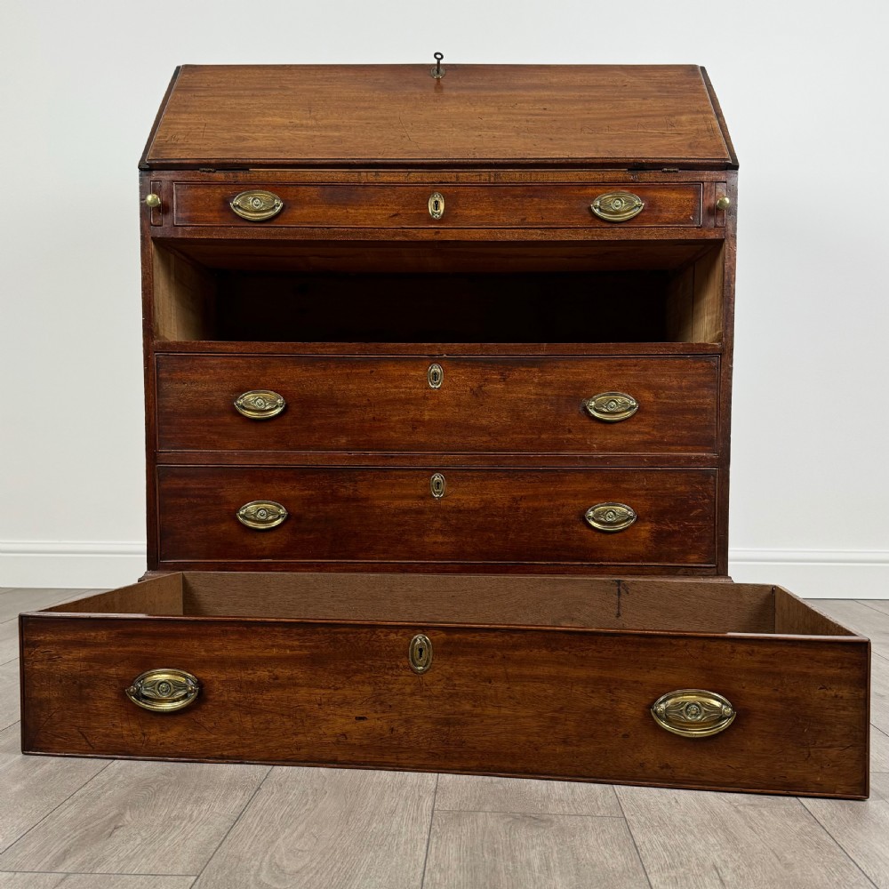 Antique 18th Century Bureau Of Good Quality In Mahogany  View XI