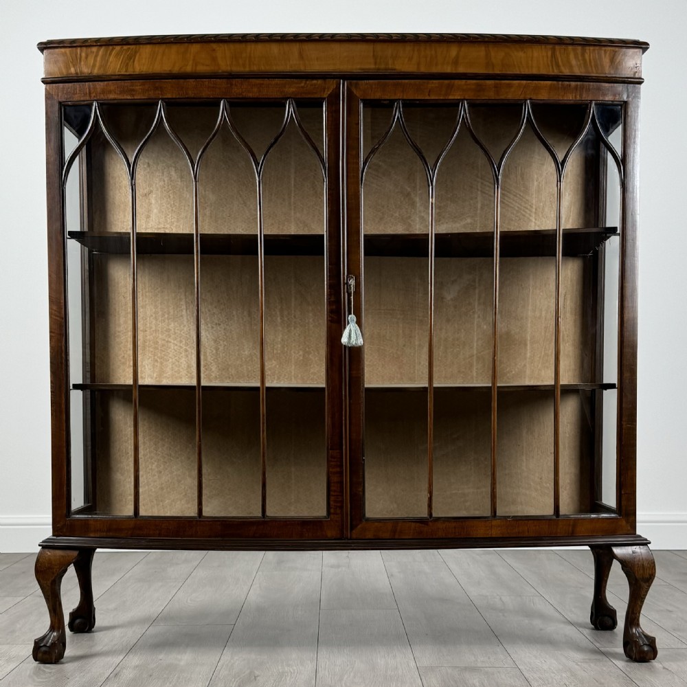 Antique 20th Century Display Cabinet In Mahogany 
