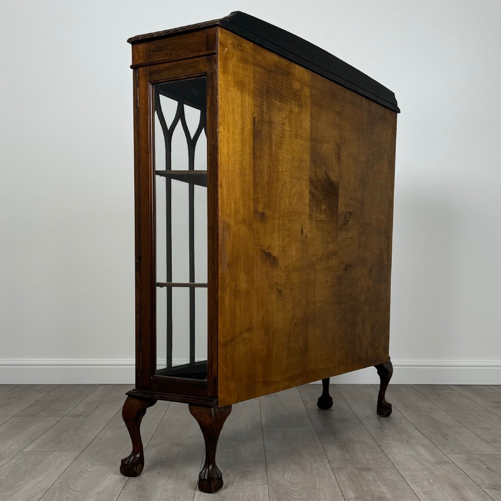 Antique 20th Century Display Cabinet In Mahogany 
 View IV