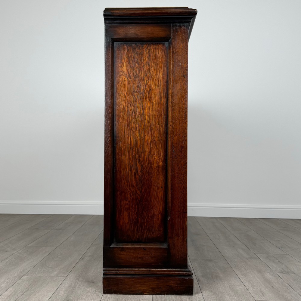 Antique 20th Century Fine Quality Large Open Bookcase In Oak 
 View VII