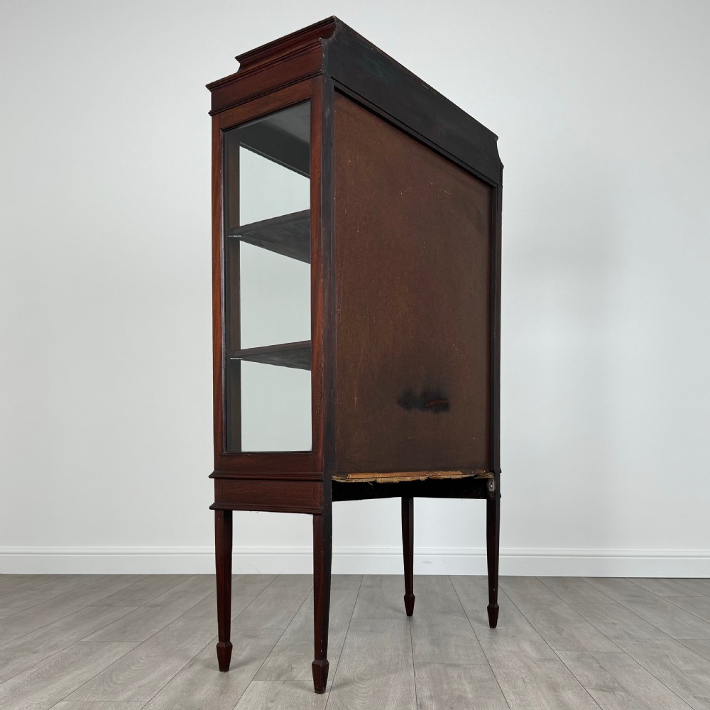  Antique 20th Century Inlaid Display Cabinet In Mahogany  View V