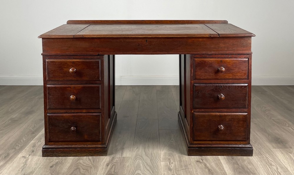 Antique 20th Century Pedestal Desk In Oak  View X