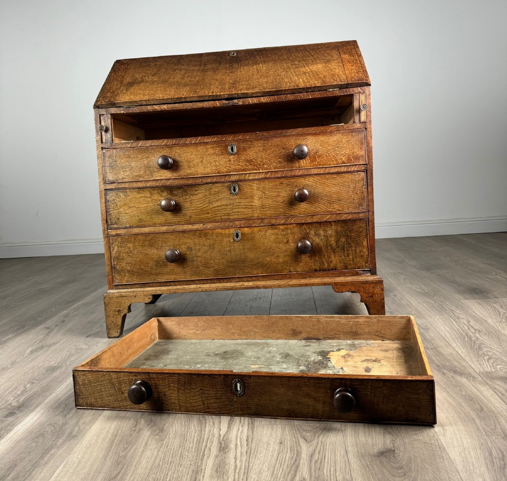 Antique 18th Century Good Quality Bureau In Oak View XIV