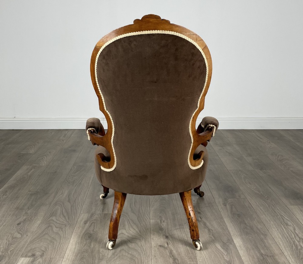 Antique 19th Century Victorian Armchair In Walnut  View IV