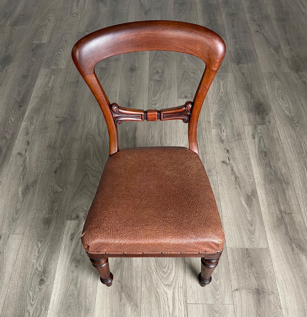 Antique 19th Century Set Of 6 Dining Chairs In Mahogany  View IX
