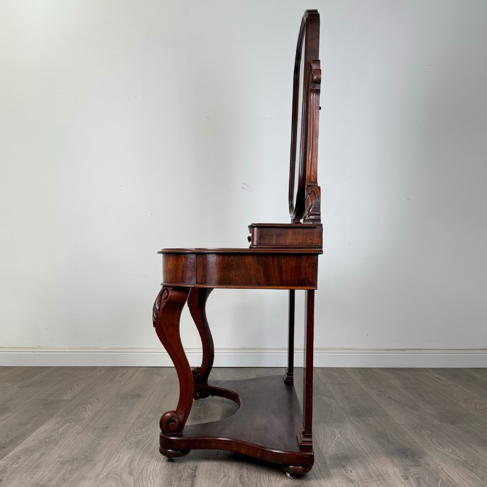 Antique 19th Century Dutchess Dressing Table In Mahogany View III
