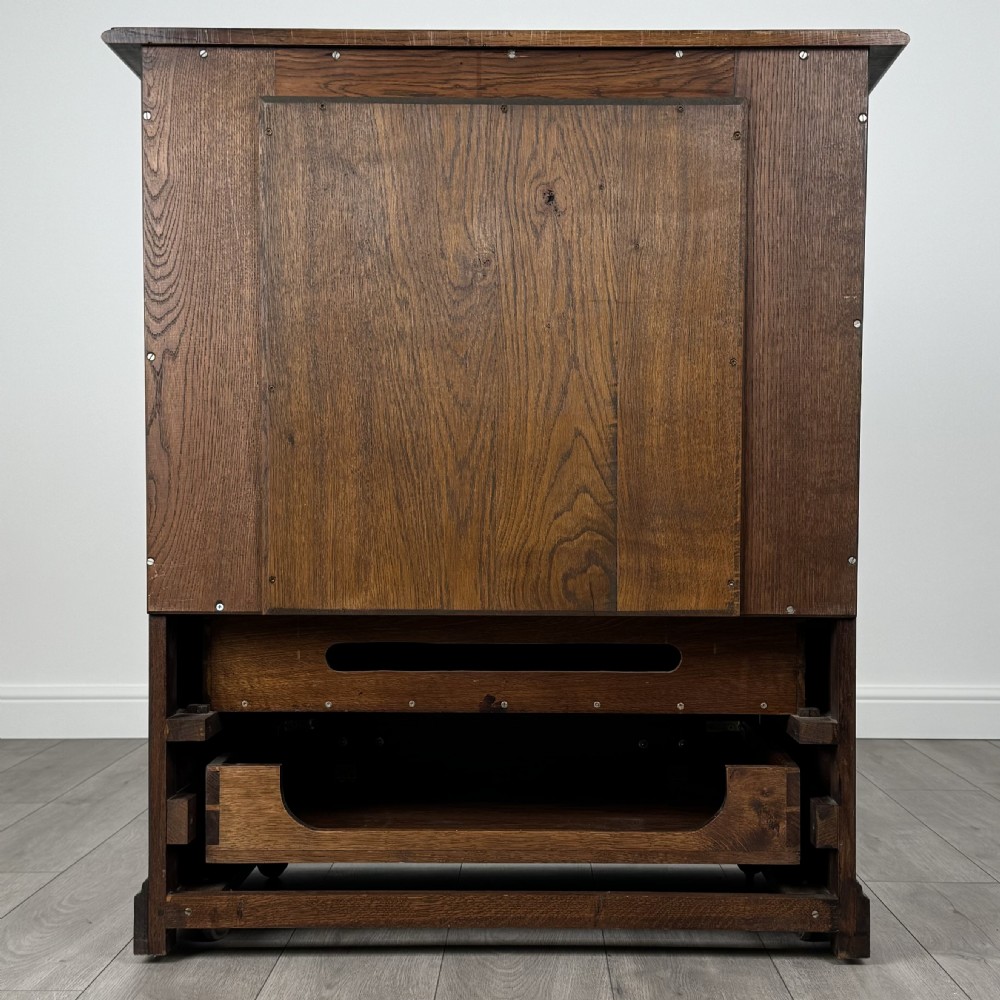 Antique 20th Century Cupboard In Oak  View VI