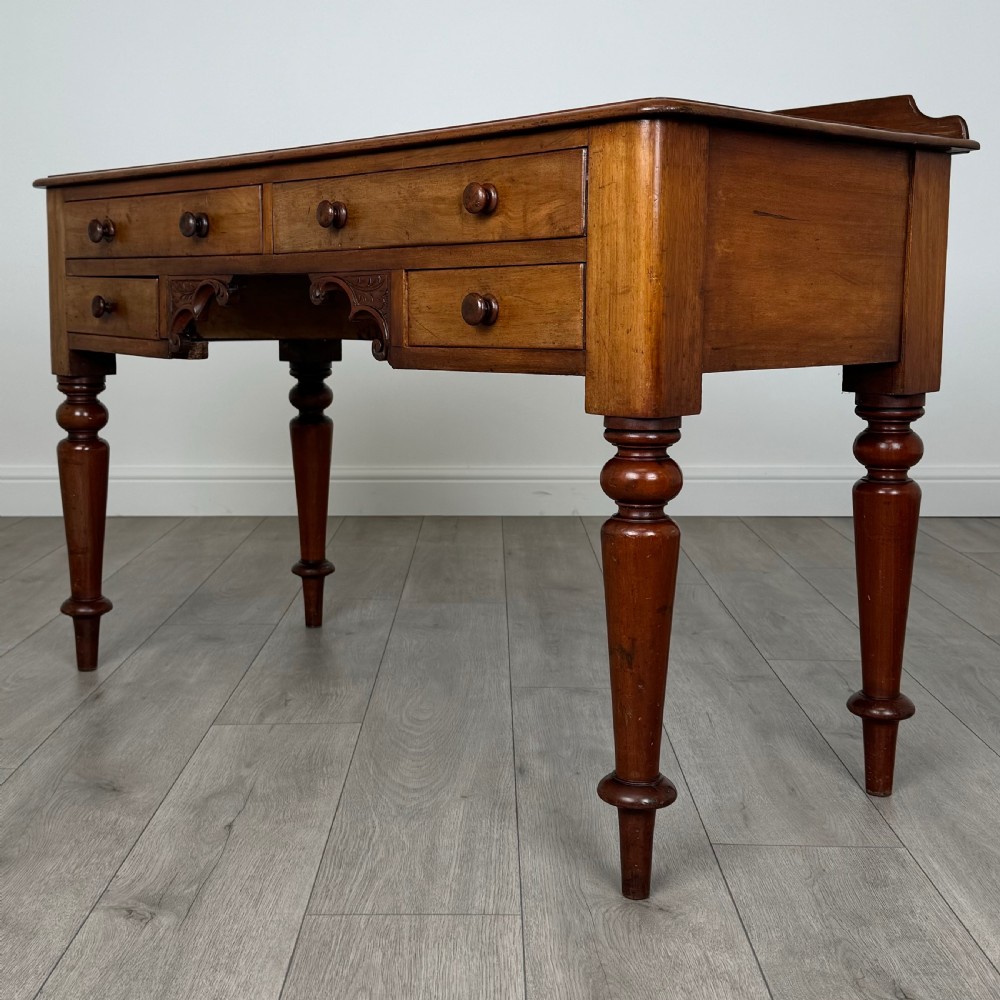 Antique 19th Century Mahogany Writing Table Of Fine Quality View II