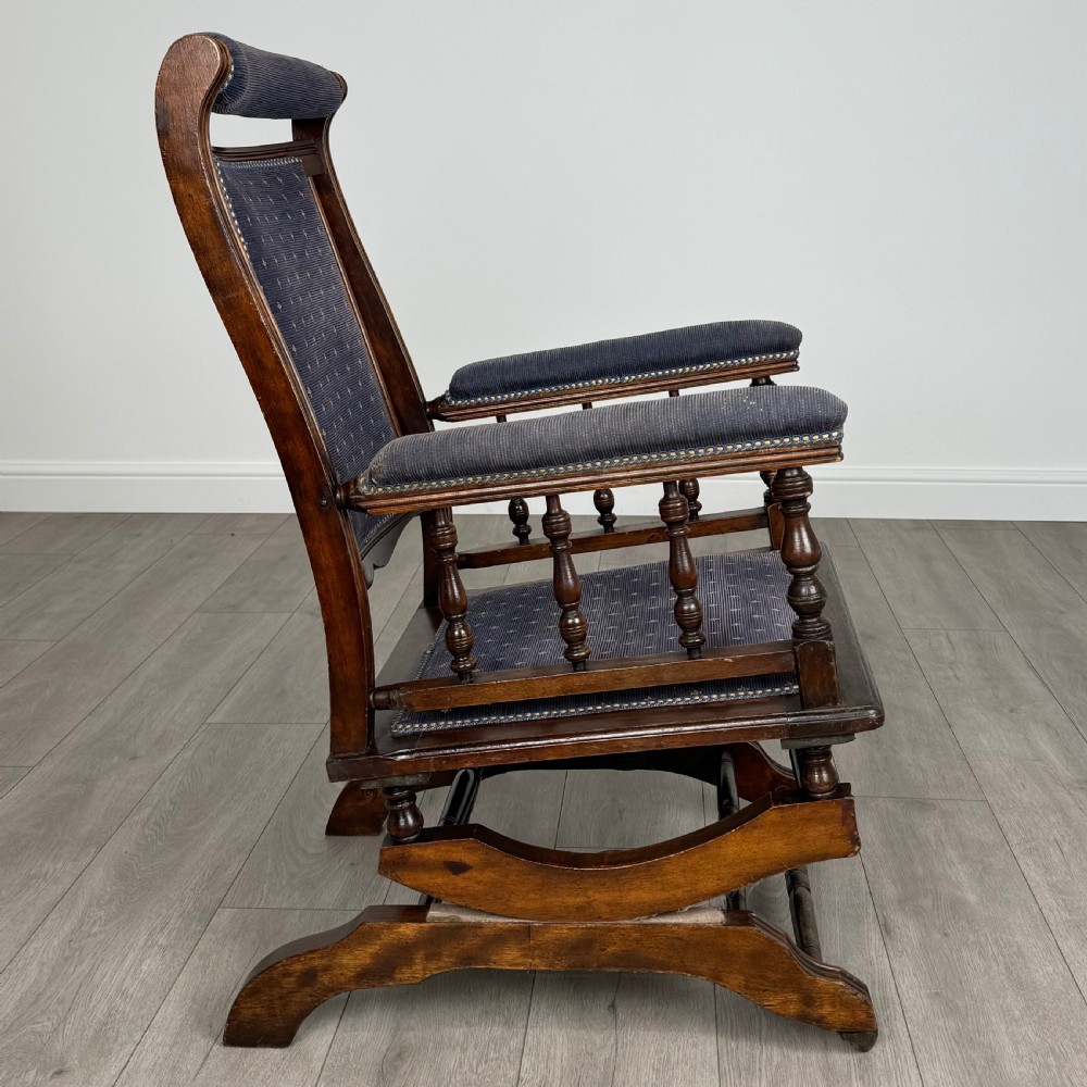 Antique 20th Century American Rocking Chair In Beech View V